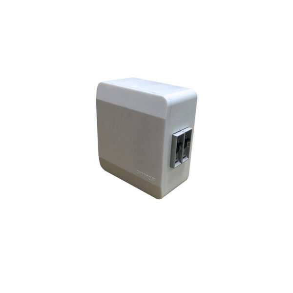 #CX MULTIUSO GOMES 1 TOMADA 20A 2853